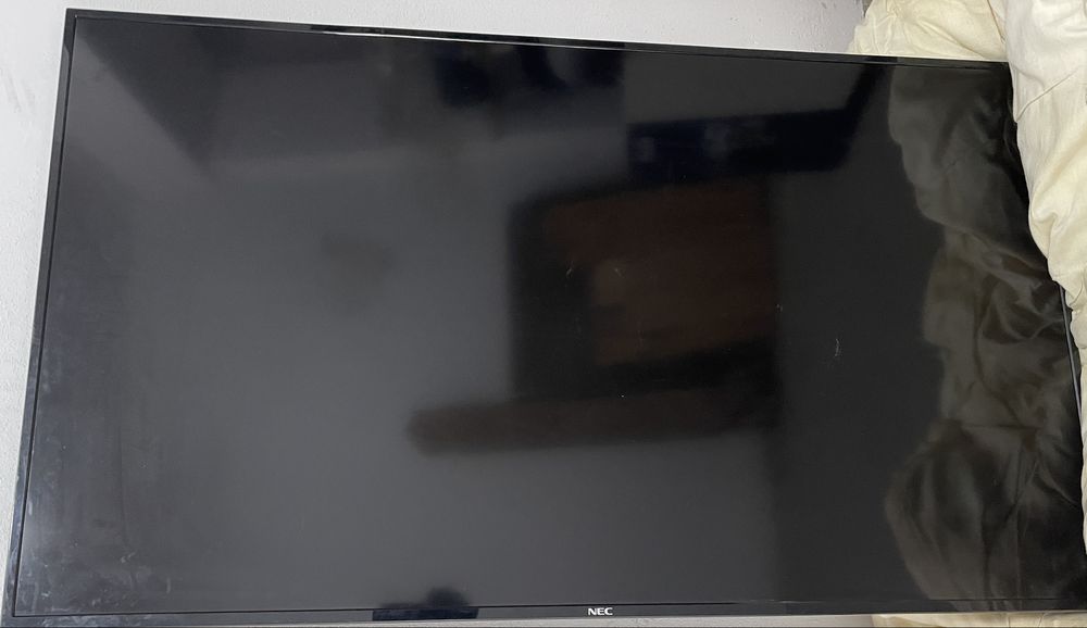 Monitor NEC 50 cali
