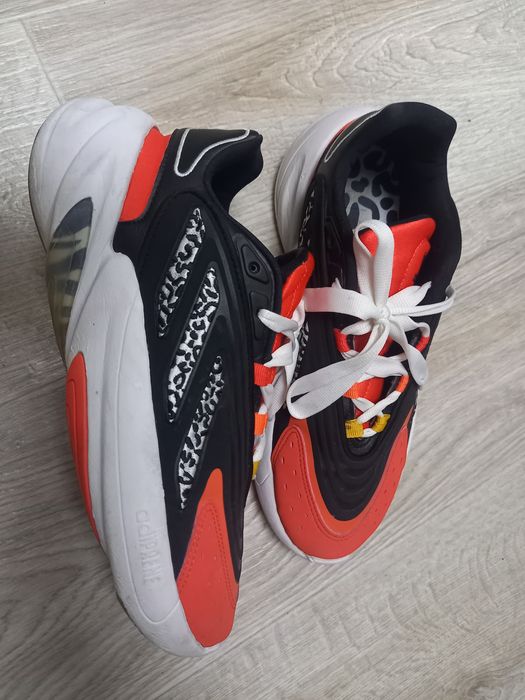 Кросівкр adidas розм. 40