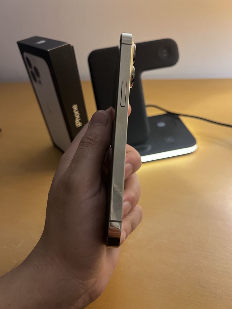 Iphone 13 pro dourado