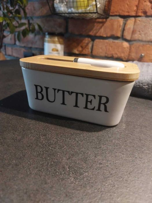 Maselniczka porcelanowa ceramiczna z nozem do masla bambus