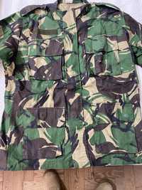 Camuflado militar novo