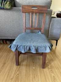 2 cadeiras de madeira antigas - confirmar preço descrição