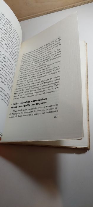 Em Chão Papel na Terra da Guiné - Amândio César (1967)