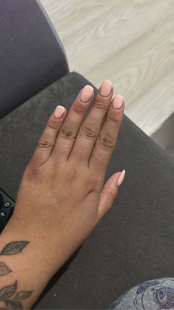 Modelki manicure - Tomaszowo