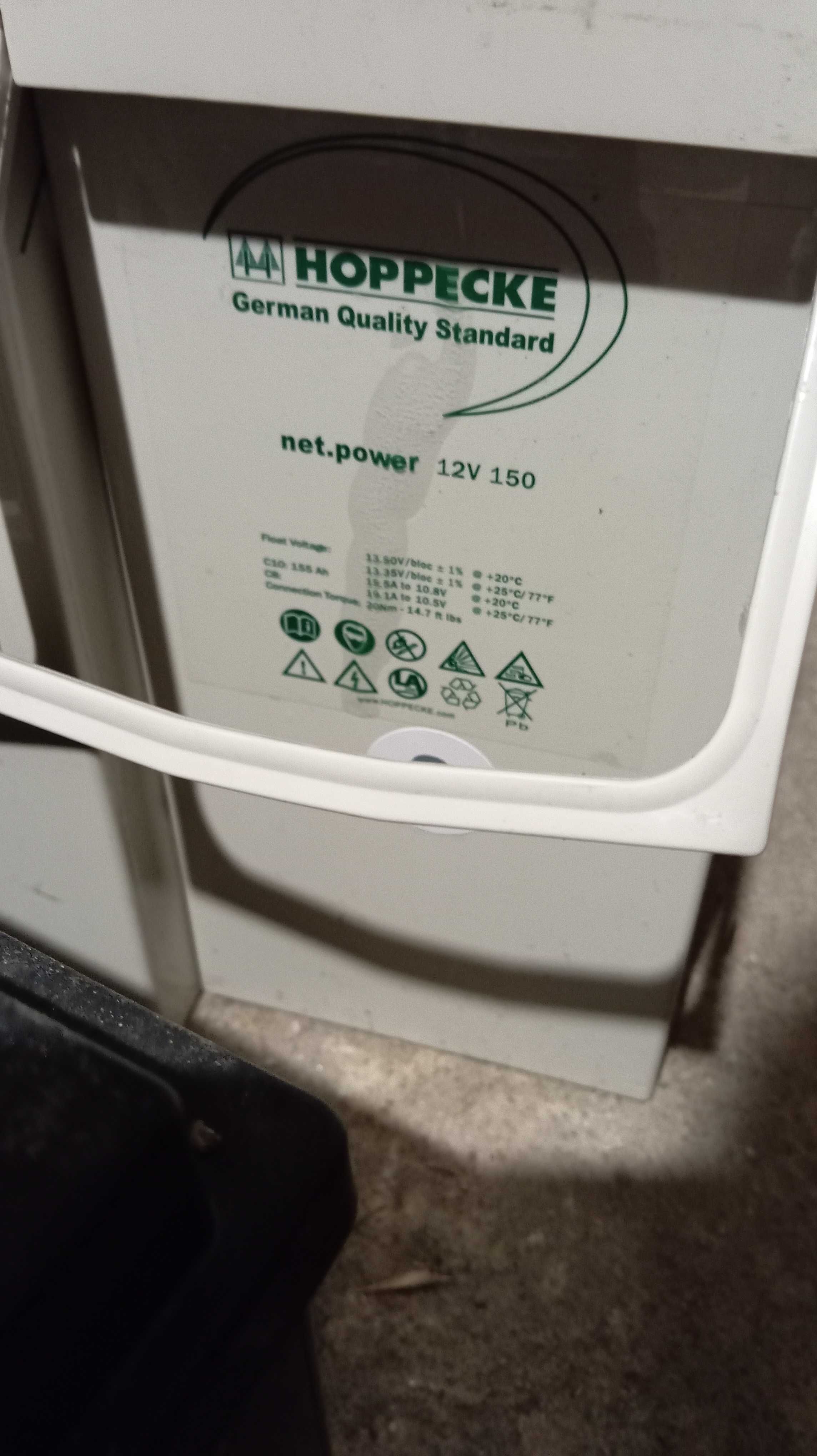 Kompletny zestaw fotowoltaiczny hybrydowy off-grid 5600w