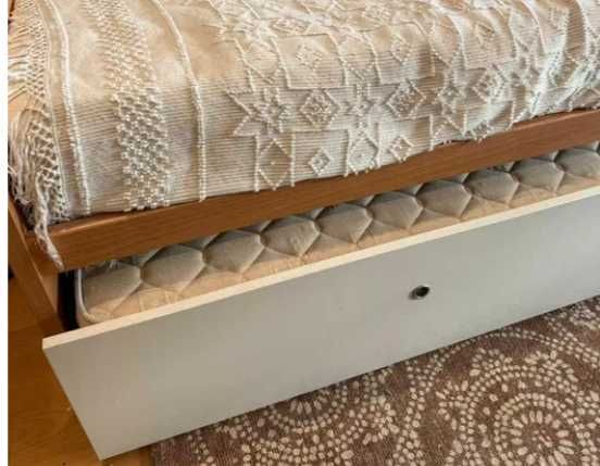 Cama de Solteiro com Cama Auxiliar em Gaveta