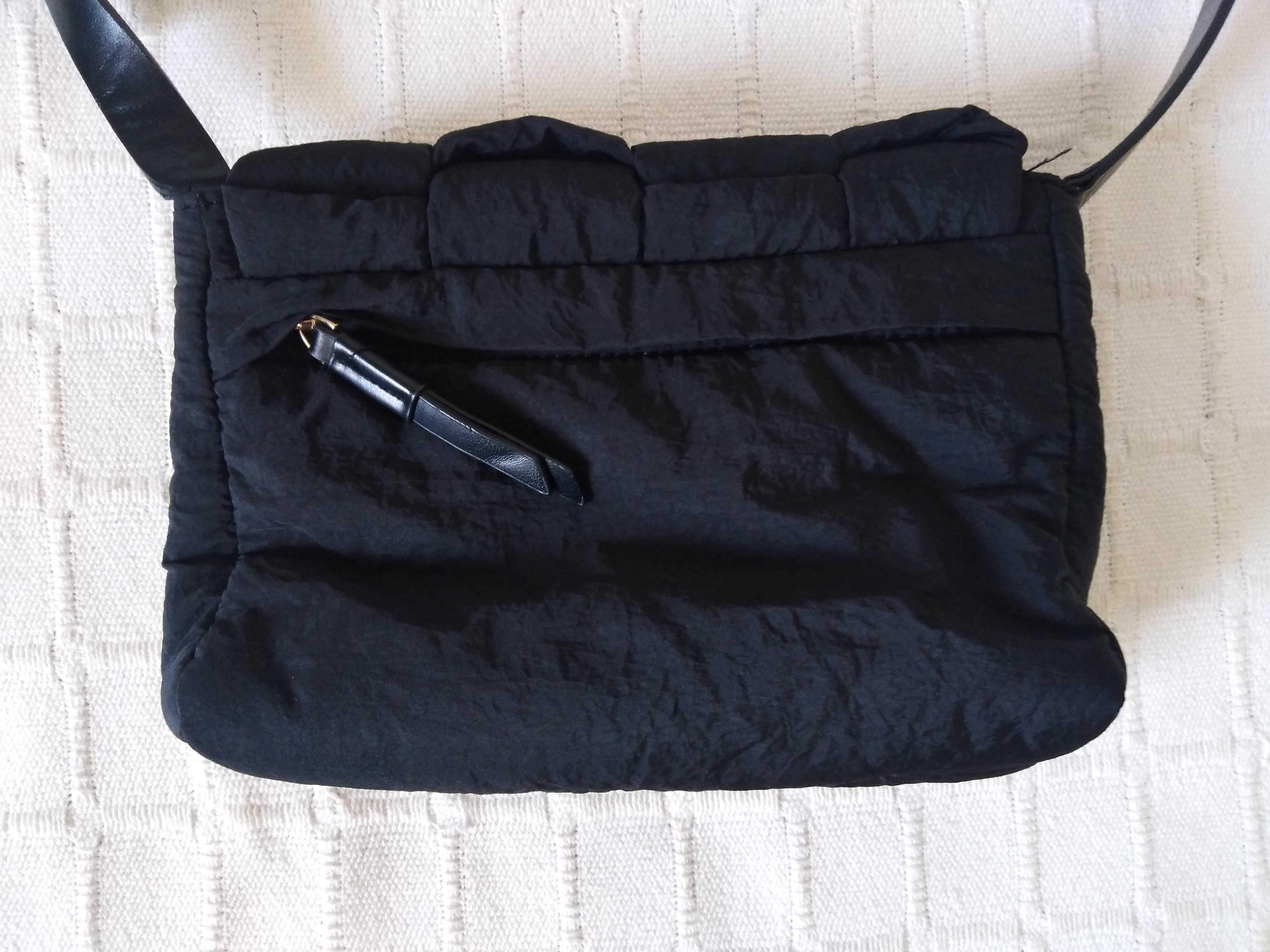 Bolsa Negra Parfois