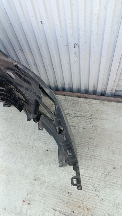 Vendo parachoque de frente Renault Kangoo ano 2021
