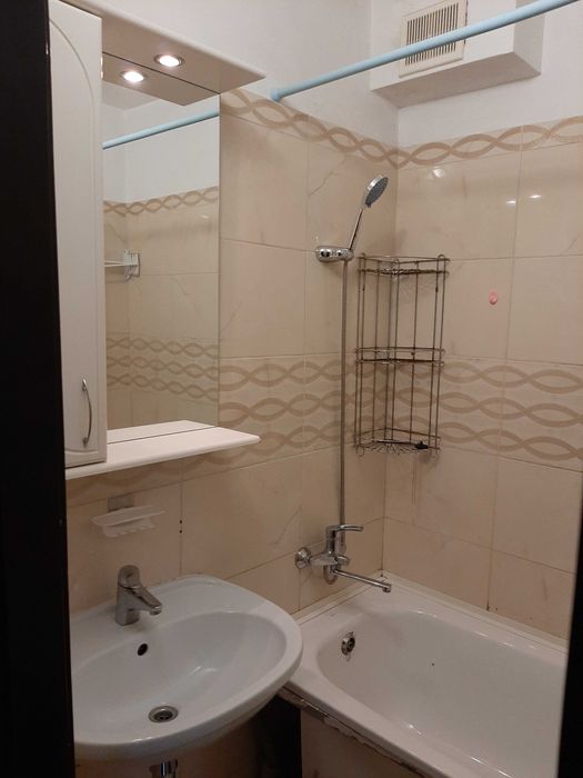 Продаж 2кк Пр.Центральний в гарному стані, без комісії для покупця, ц9