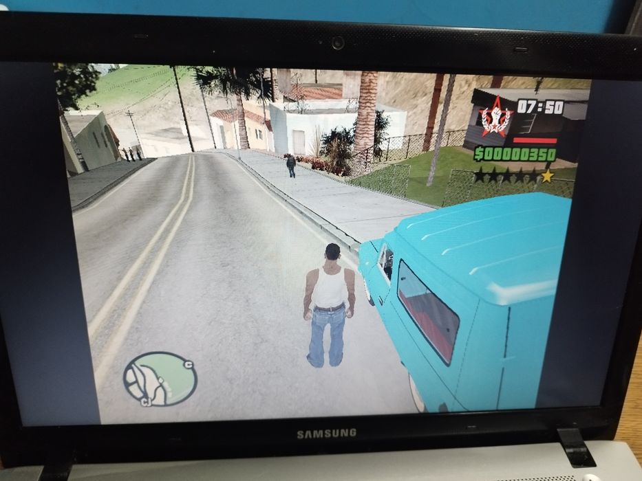 ноутбук самсунг.