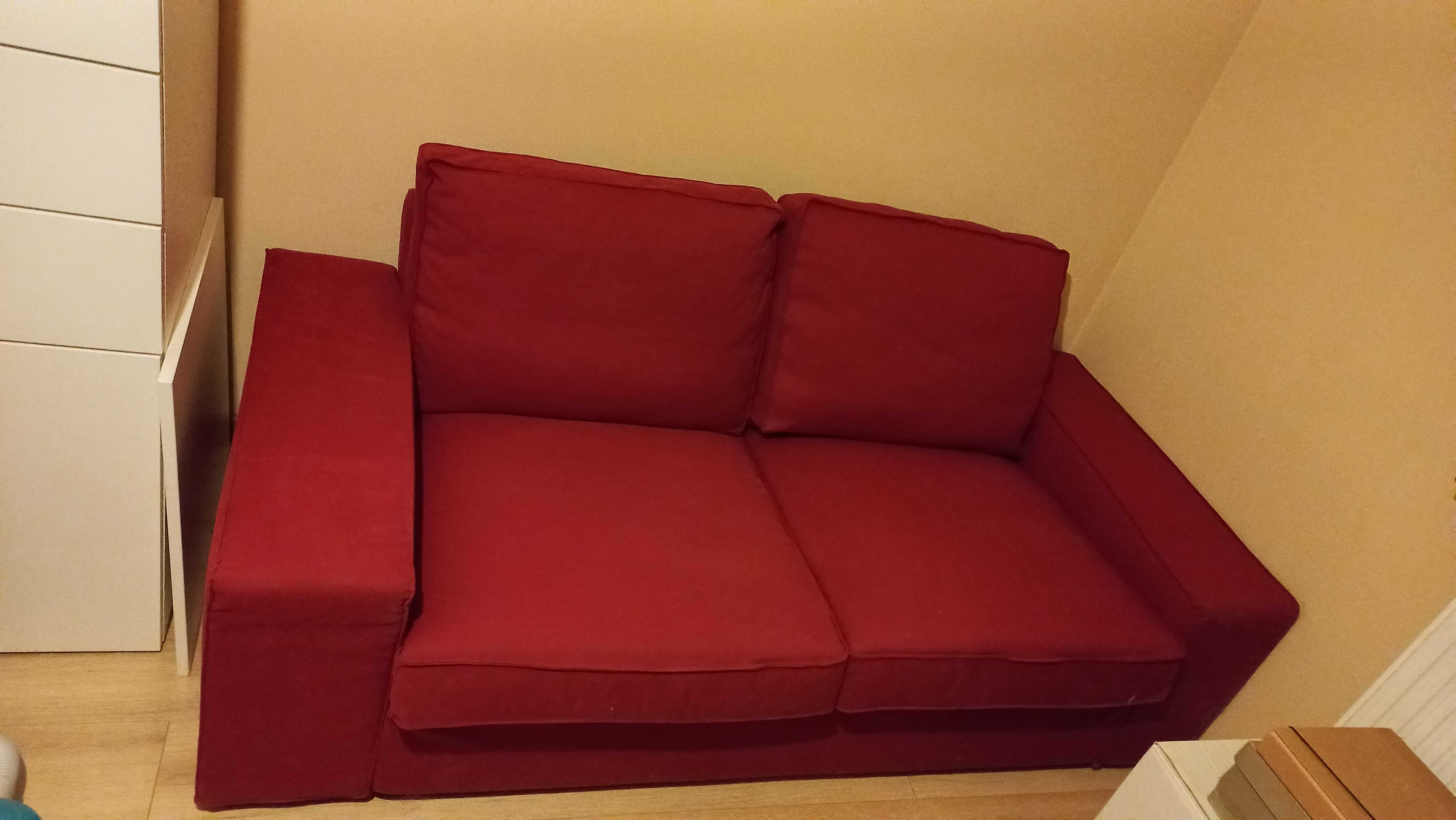 Sofa dwuosobowa Kivik Ikea czerwona