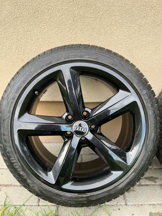 Na sprzedaż – felgi 18  od Audi a5