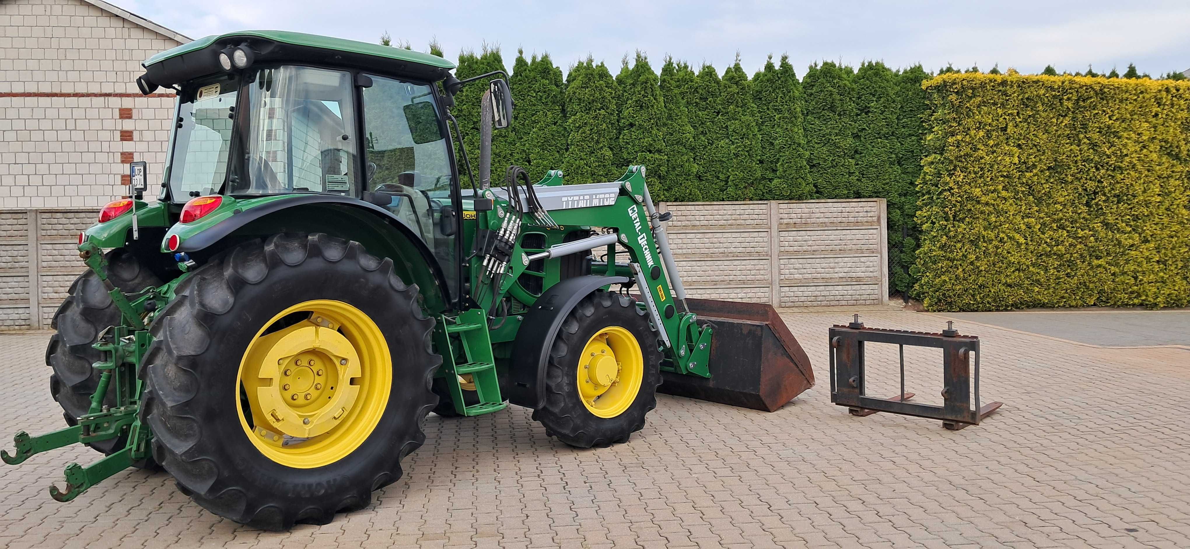 John Deere 100 D 100 KM