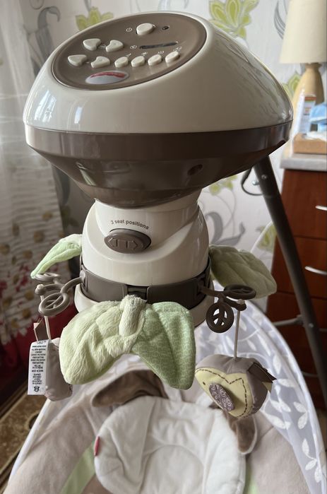 Колиска-гойдалка Fisher Price