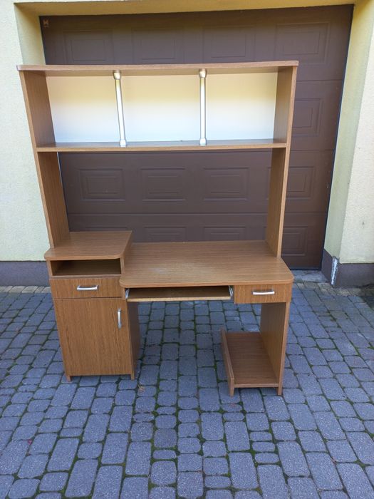 Biurko używane transport