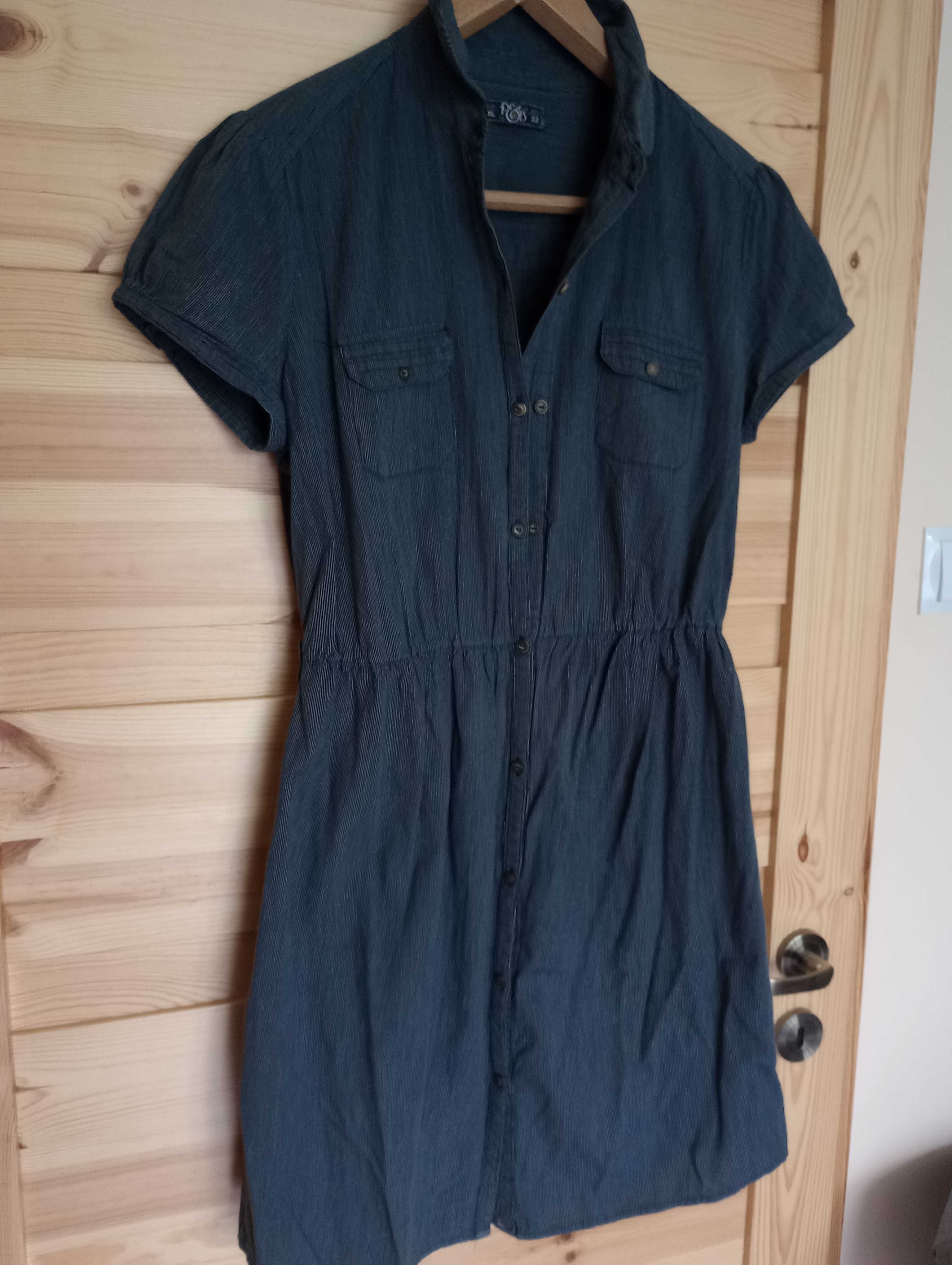 Sprzedam sukienkę XL pull&bear bez paska