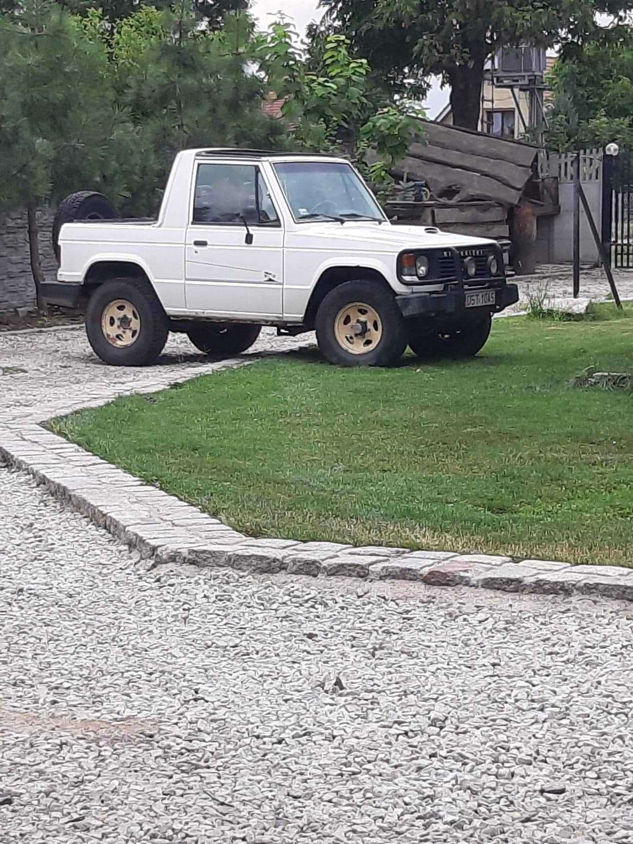 Renowacja odbudowa samochodu terenewego Pajero Galloper