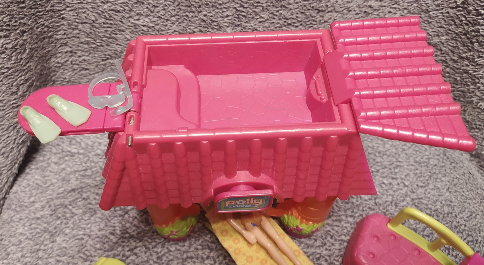 Polly Pocket - domek plażowy (Mattel)