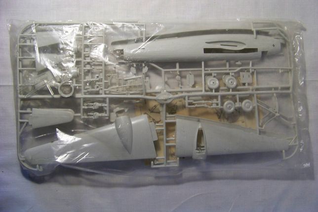Модель самолёта Виккерс Веллингтон двухмоторный бомбардиров игрушка