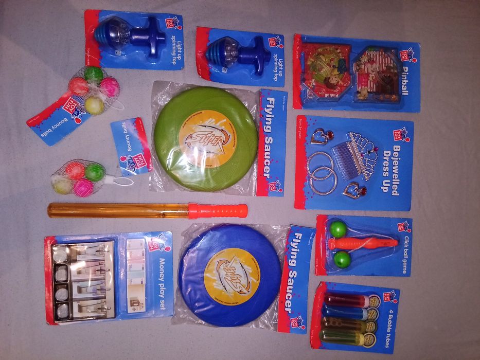 Zestaw zabawek np na nagrody