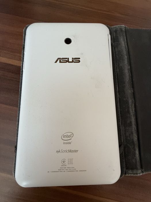 Планшет Asus K012