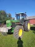 John Deere 3350 .