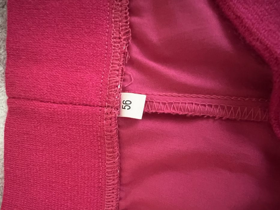 Медичний костюм, розмір 56, малиновий