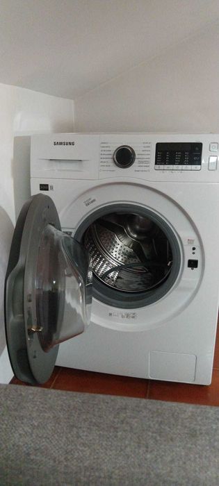Máquina de Lavar e Secar Roupa Samsung