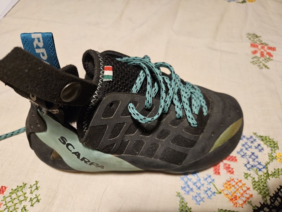 Buty wspinaczkowe damskie SCARPA Instinct VS black/aqua