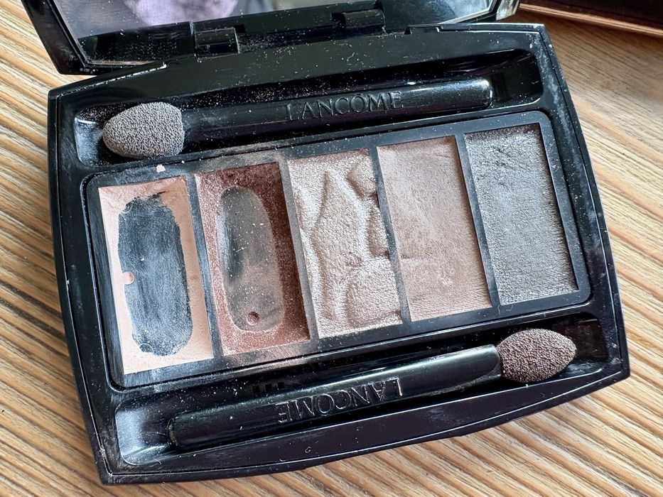 Paletki cieni Lancome i Douglas