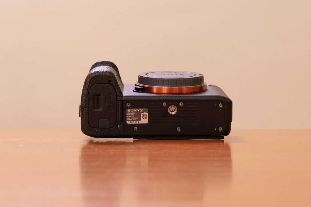 SONY A7R2 - como nova e sem marcas de uso