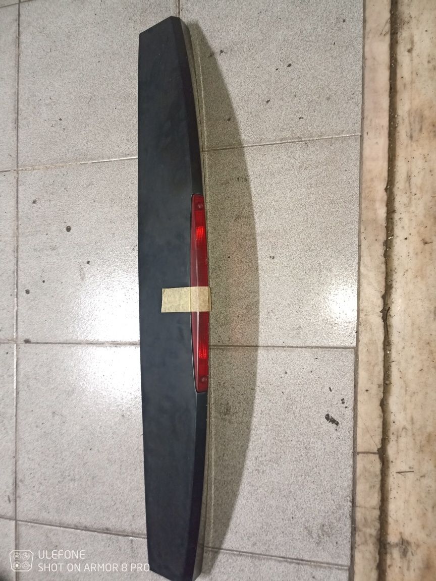 vendo mala e spoiler com 3º stop smart 451
