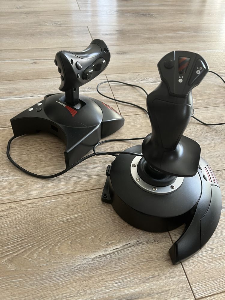 Jojstic Thrustmaster t-flight hotas x