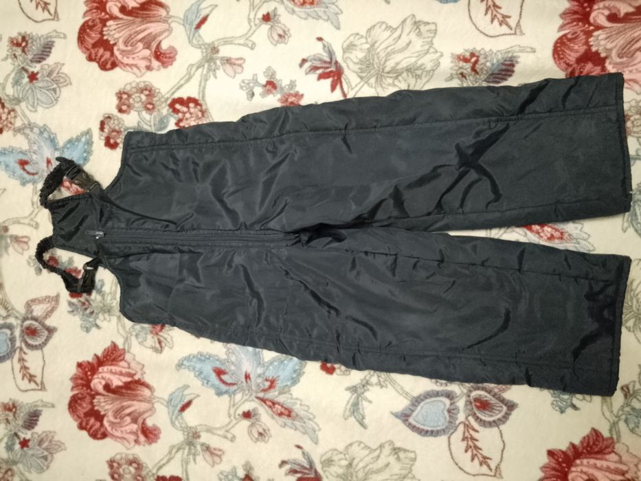 Жилетки по 200 грн