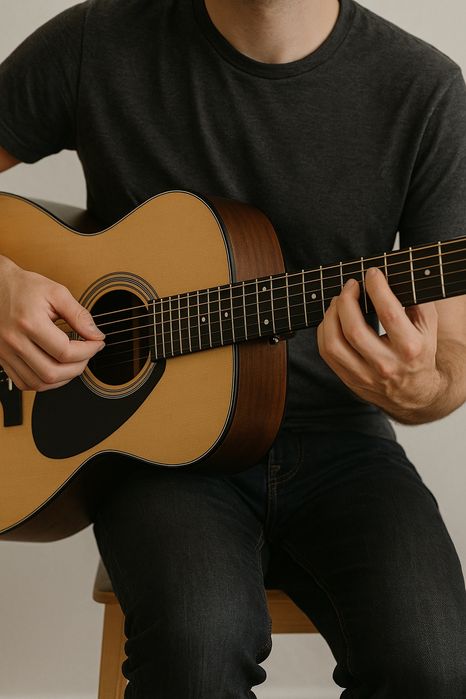 Lekcje gry na gitarze – Radom i okolice online/stacjonarnie