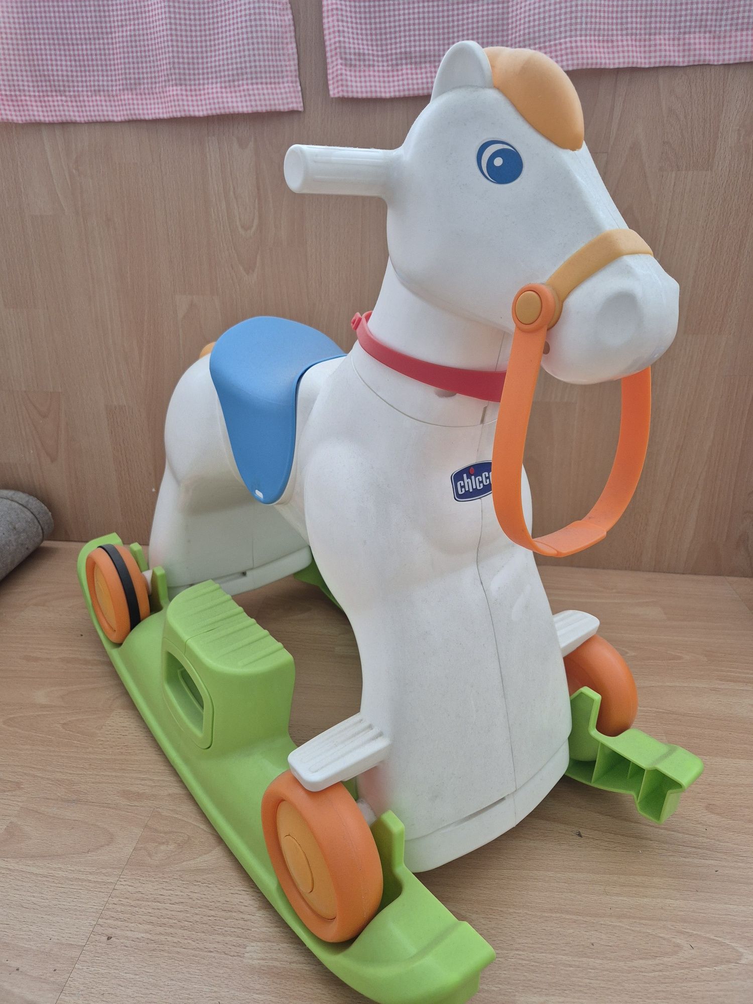 Cavalo de brincar