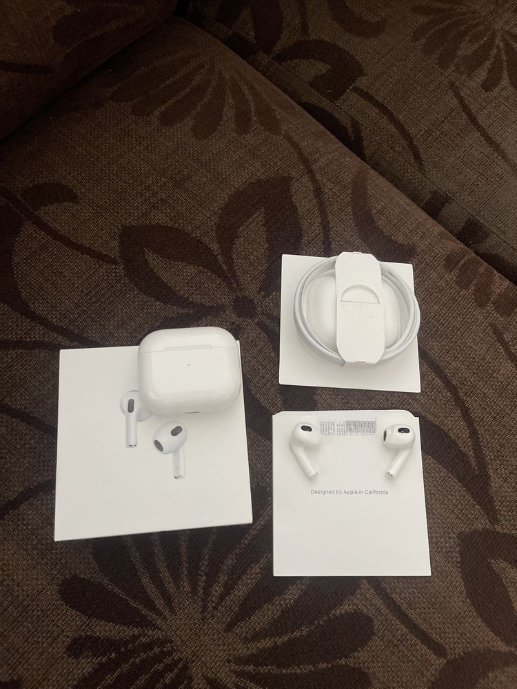 Sprzedam oryginalne airpods 3.