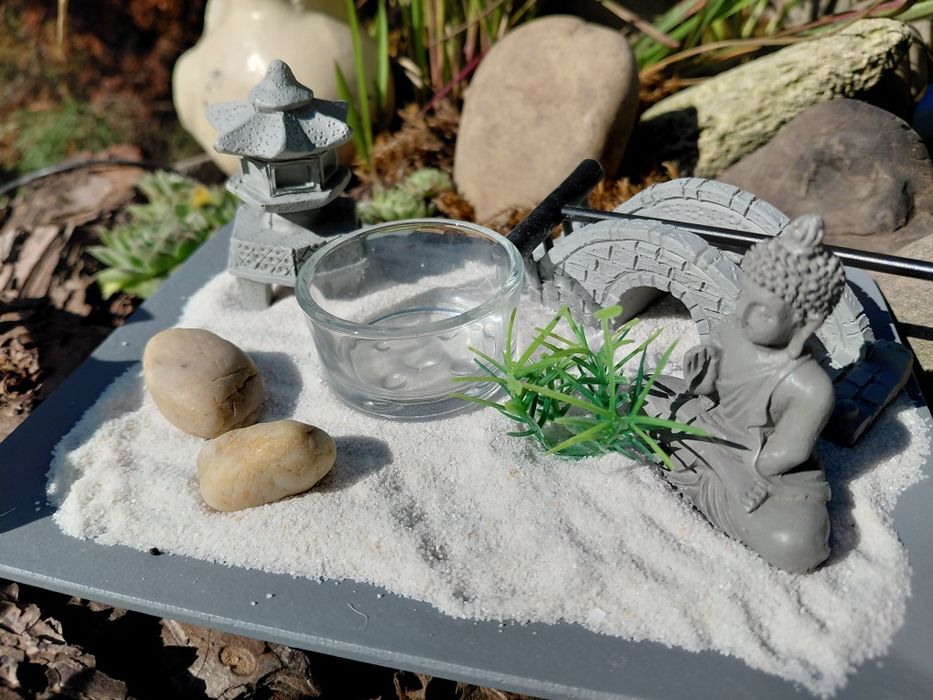 Сад камней - подсвечник