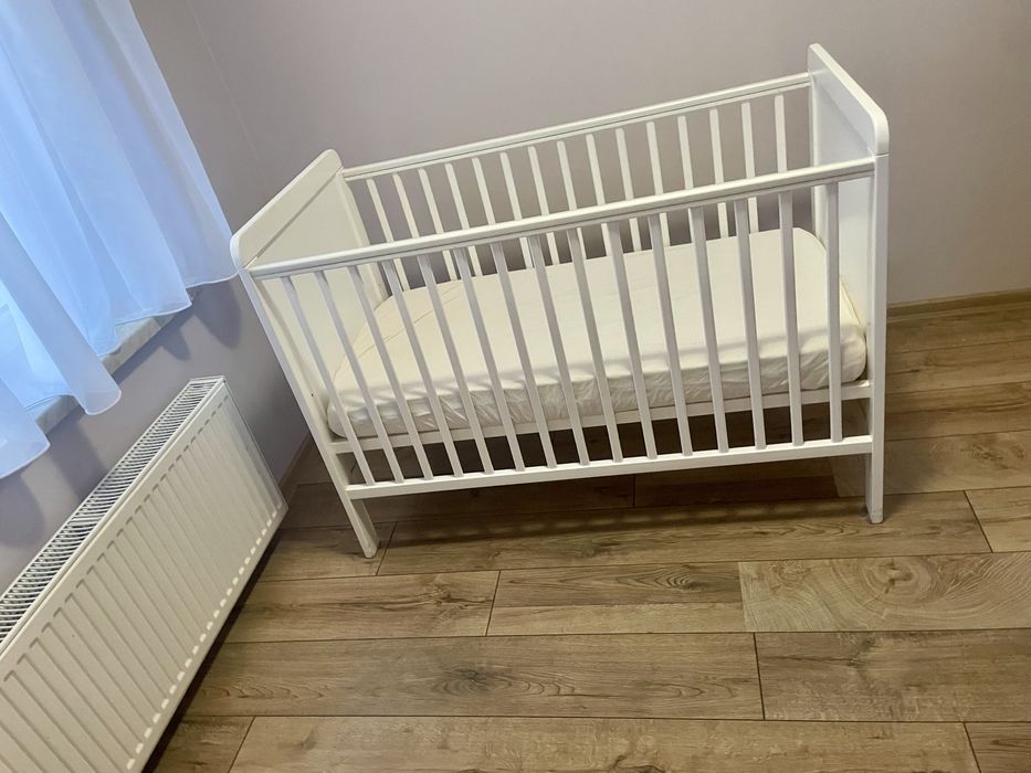 Łóżeczko dziecięce 120x60 Woodies + materac