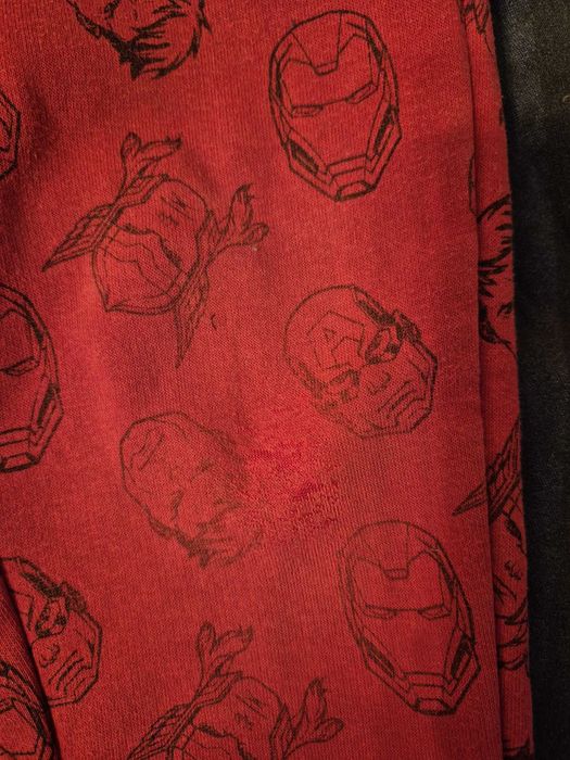 Bajkowa paczka ubrań 128 cm używana +GrATISY