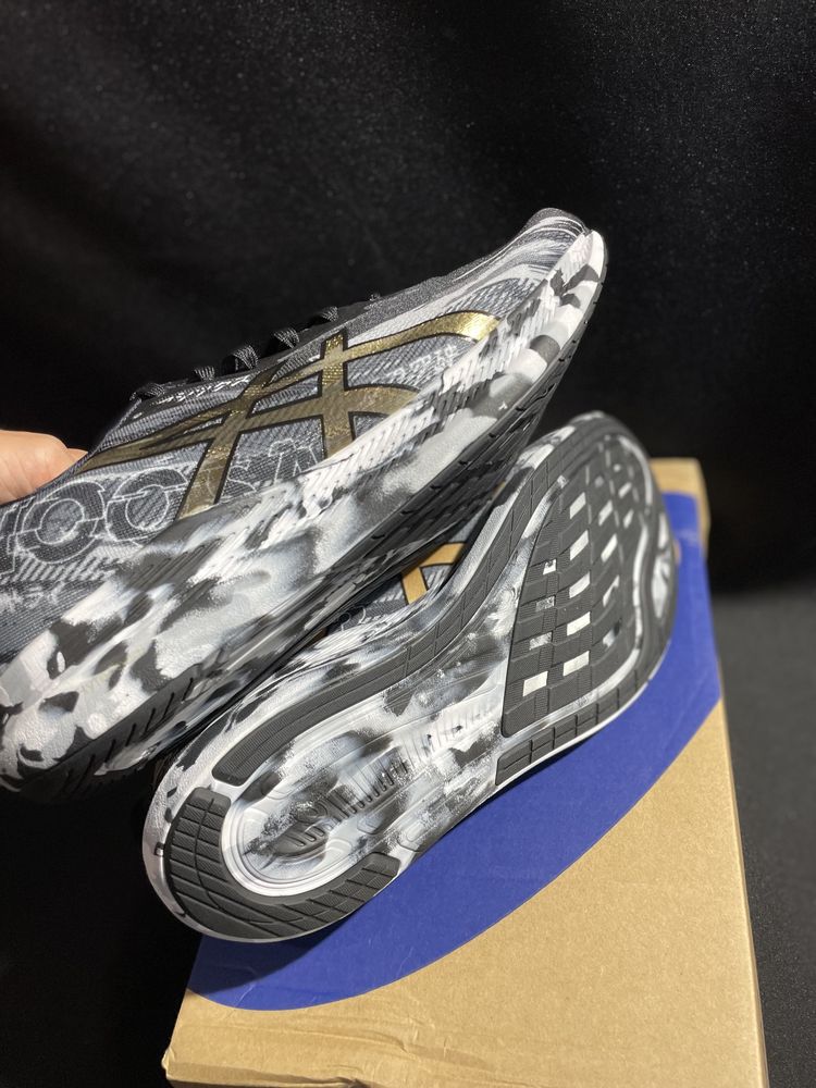 Asics Noosa Tri 13 кроссовки оригинал с золотым