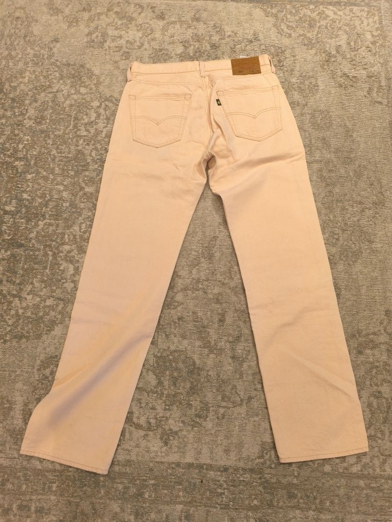 Levi's 501 rosa claro 32/32