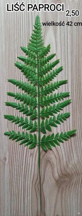 Liść paproci sztuczny.