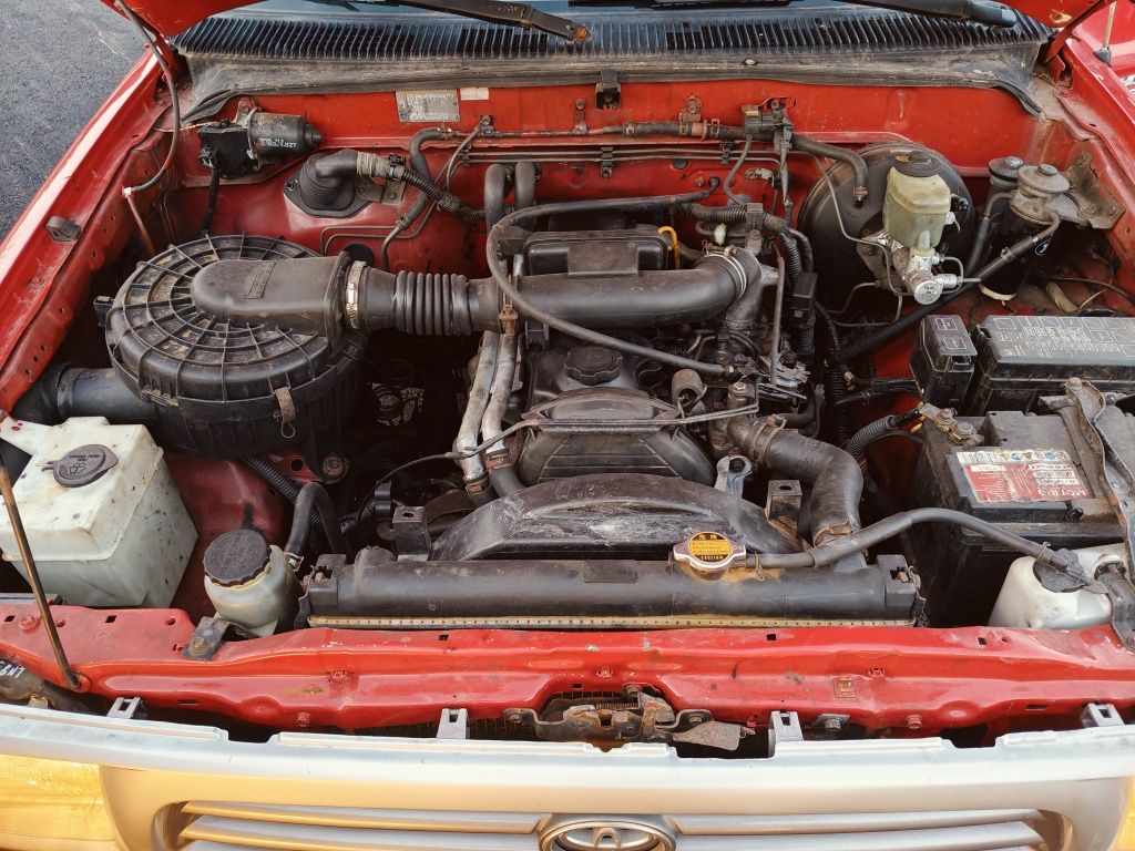 Toyota Hilux 2.4D | X-CAB | Direção Assistida |