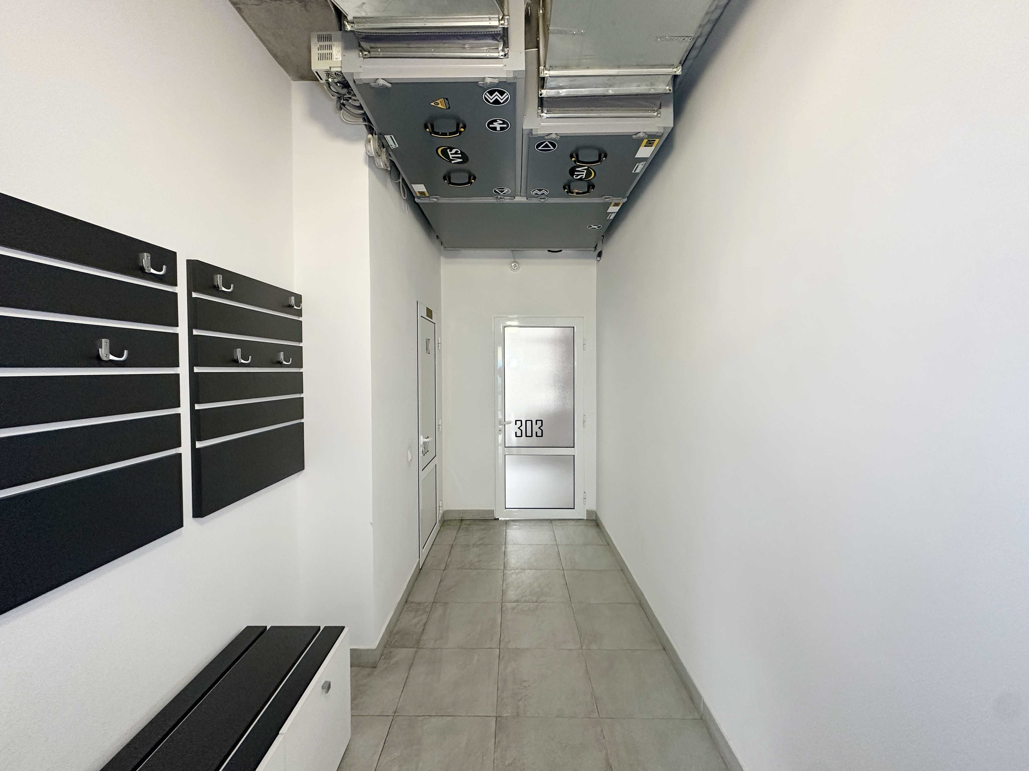 Оренда офісного приміщення, 228 м² за 12$/ м², на вул. Угорська