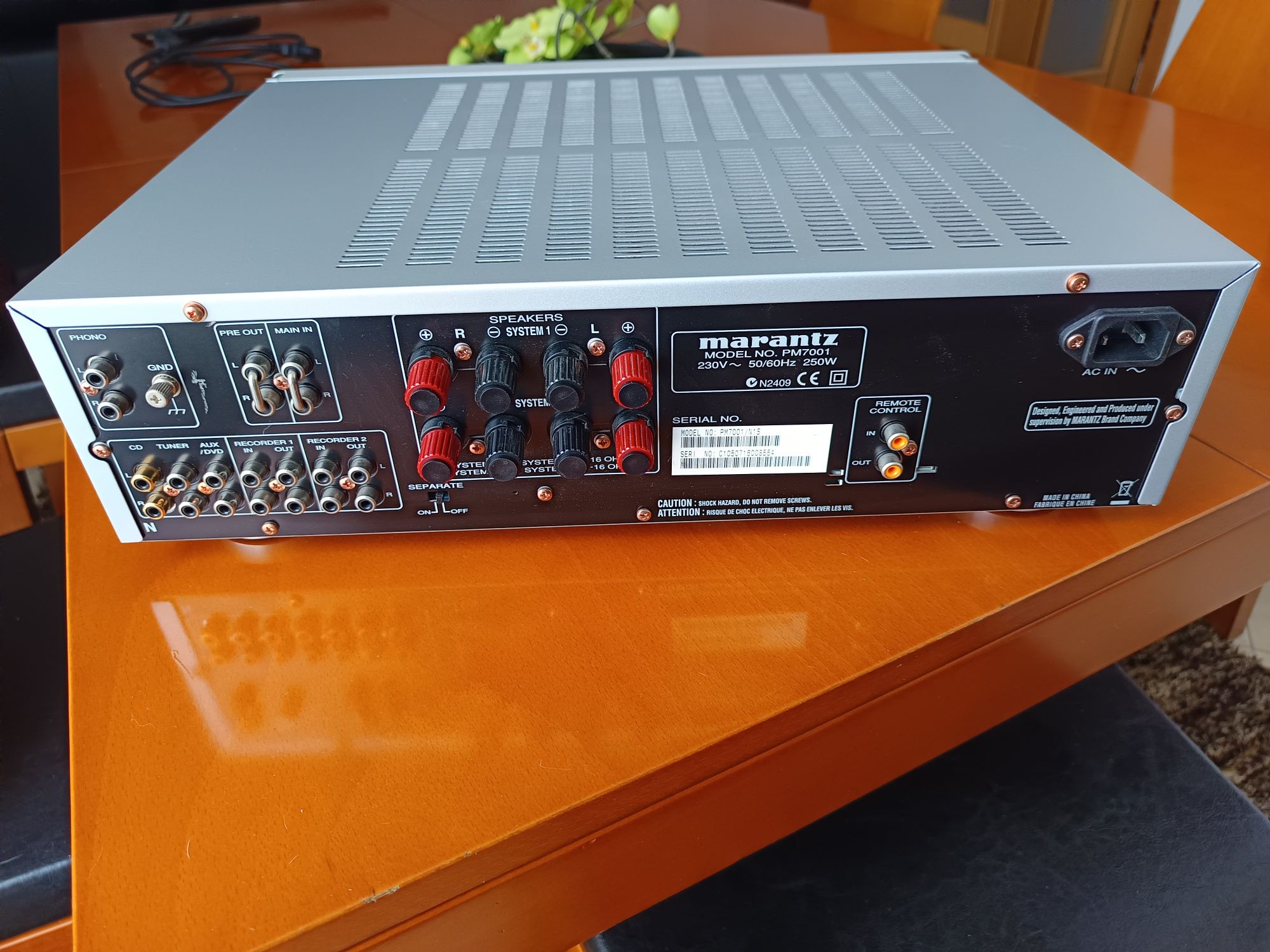 Amplificador stereo Marantz PM 7001