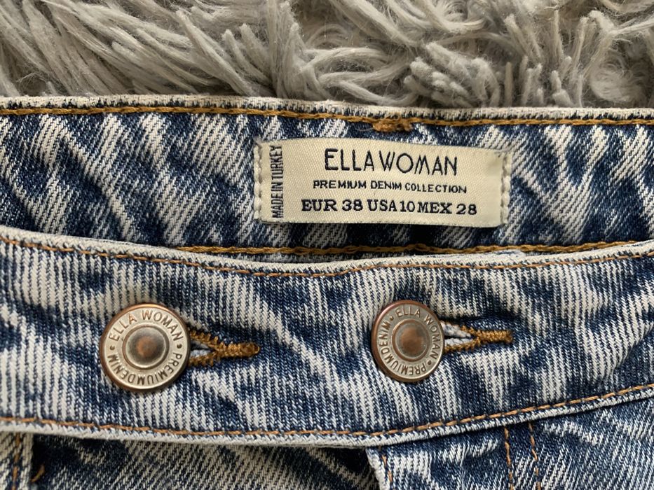 Штани zara 40р еко шкіра, Жіночі джинси