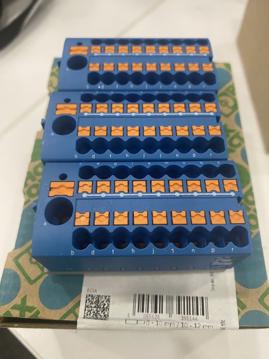 Blok rozdzielczy PTFIX 6/18X2,5-NS35 BU PHOENIX CONTACT