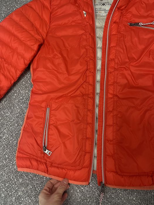 Осіння куртка жіноча