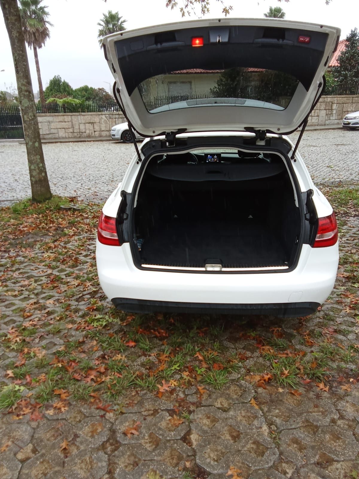 Carrinha Mercedes C180